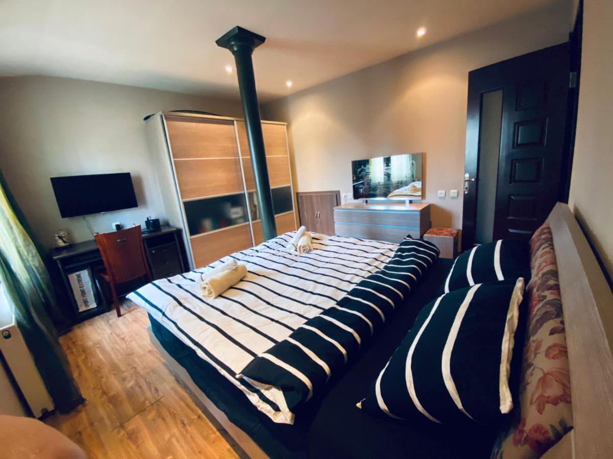 Opera Apartment Tiflis Dış mekan fotoğraf