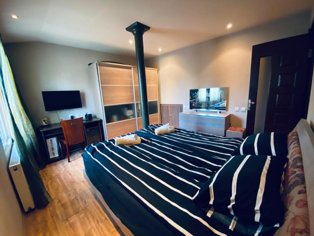 Opera Apartment Tiflis Dış mekan fotoğraf